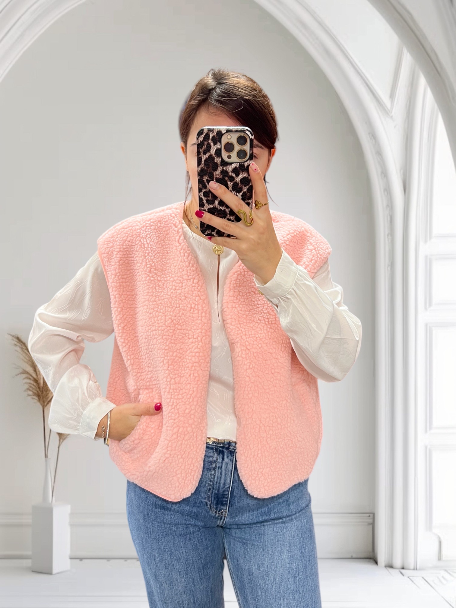 Veste sans manche moumoute rose