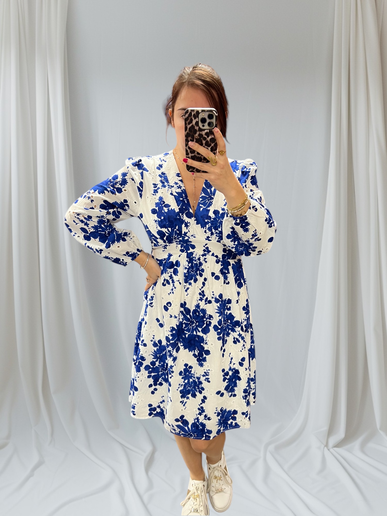 Robe bleu fleurie 